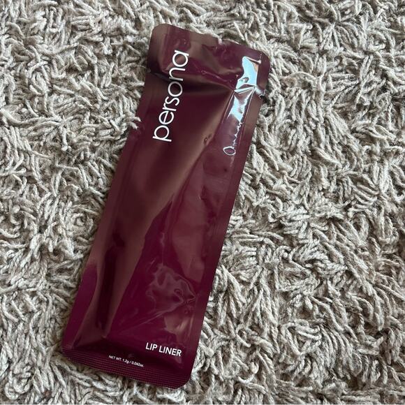 NWT! Persona Cosmetics Lip Liner - Picture 1 of 3